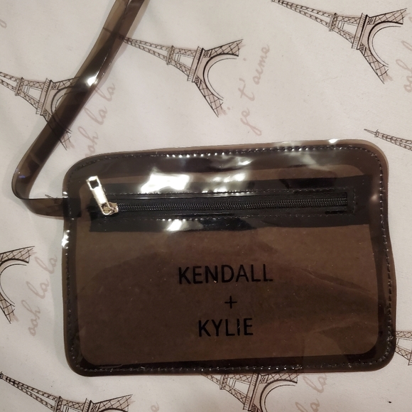 Kendall and Kylie Clear PVC Tote - Picture 5 of 5